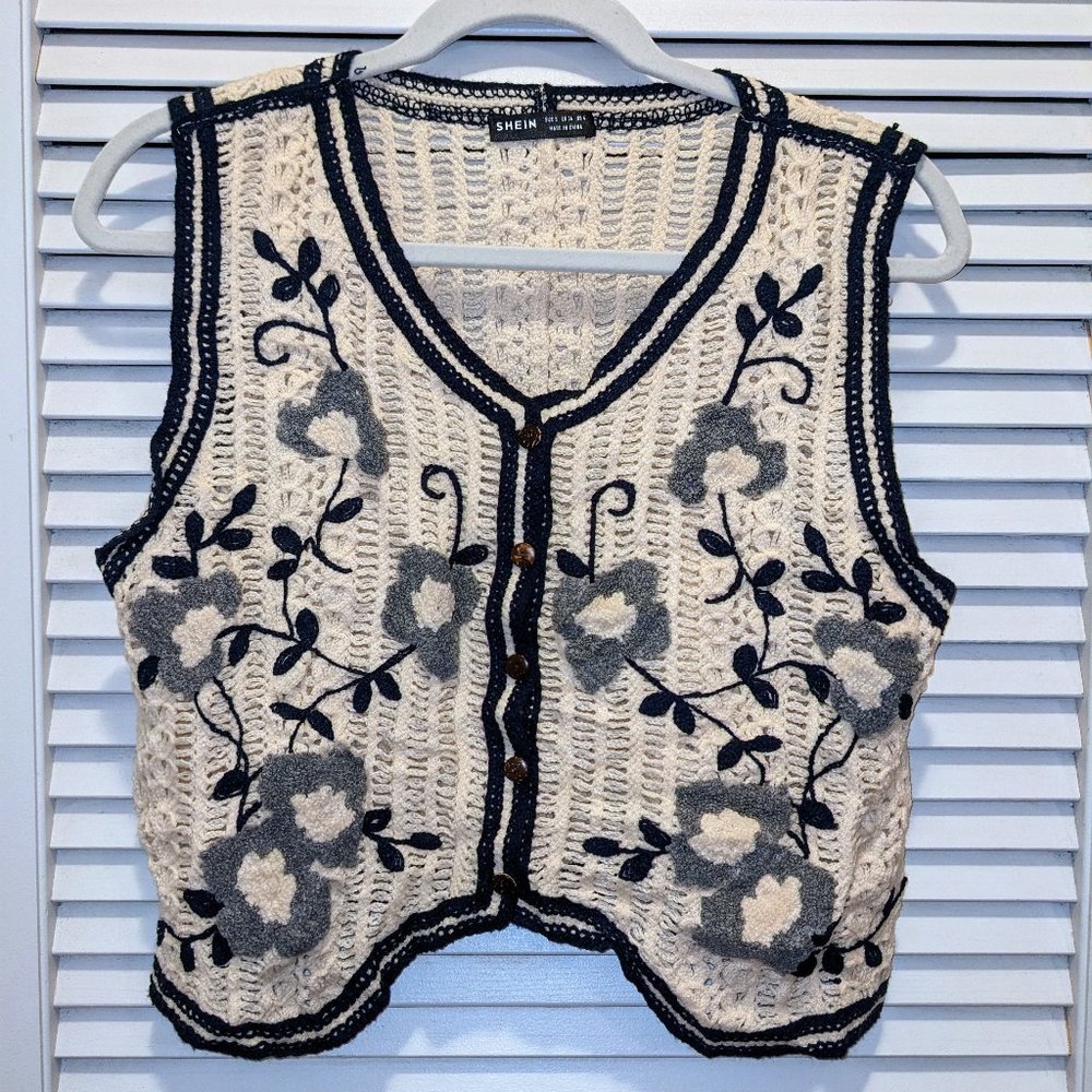 Shein Cream Cardigan Sweater Sleeveless Blue Grey Flowers Size Sm Grandmacore